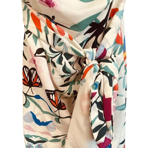 Elliatt Multi One Shoulder Bungalow Dress - Picture 10 of 15